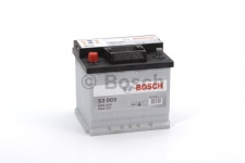 Bosch S3 002 12V/45Ah Black